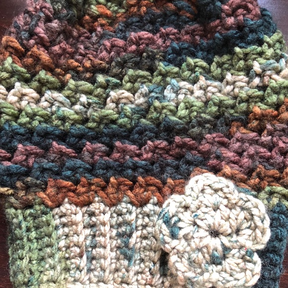 🆕 Handknitted Green and Brown Wool Knit Hat 💚 - Picture 4 of 5